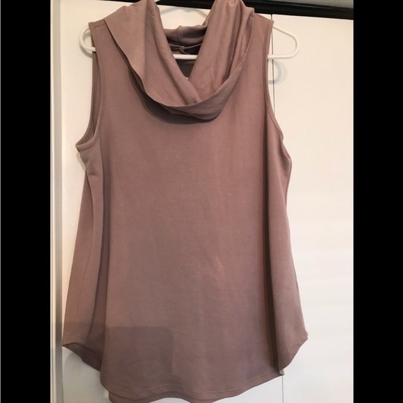 Boutique tank with fun back- Medium - Picture 1 of 1